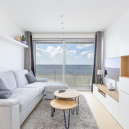Studio Met Frontaal Zeezicht Middelkerke Extérieur photo